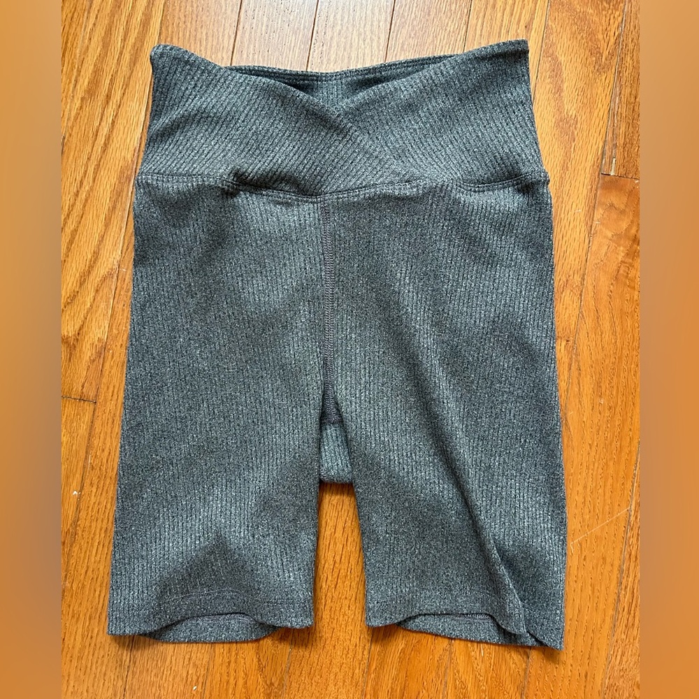 Year of Ours Maternity Bike shorts Small